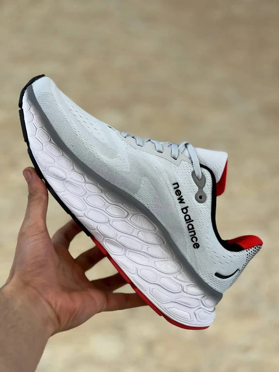 کتونی نیوبالانس فرش فوم مسترکوالیتی /New Balance Fresh Foam/سایز 40 الی 45/فروش عمده و تک