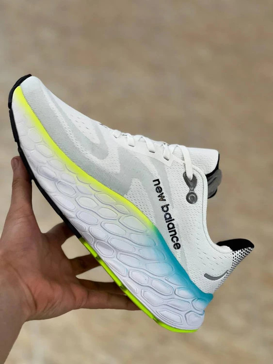 کتونی نیوبالانس فرش فوم مسترکوالیتی /New Balance Fresh Foam/سایز 40 الی 45/فروش عمده و تک