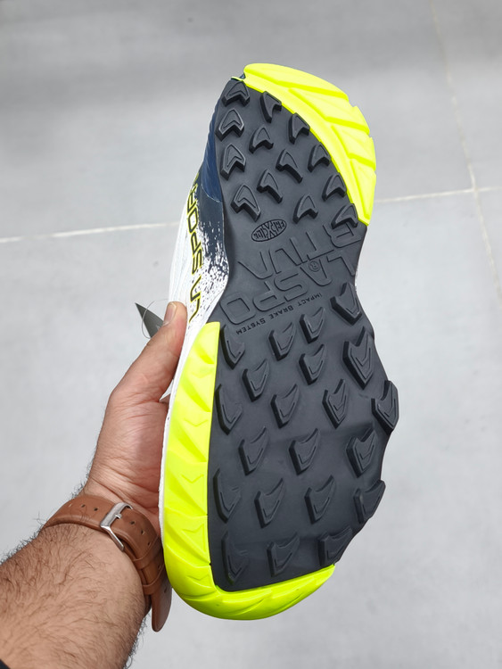 کتونی طبیعت گردی لا سپورتیوا آکاشا ساخت ایتالیا | سایز ۴۰ الی ۴۵ | La Sportiva Akasha