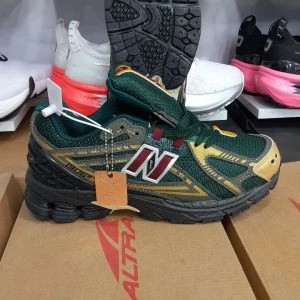 کتونی نیوبالانس 1906 مسترکوالیتی /سایز ۴۰ الی ۴۵/New Balance 1906/فروش عمده و تک