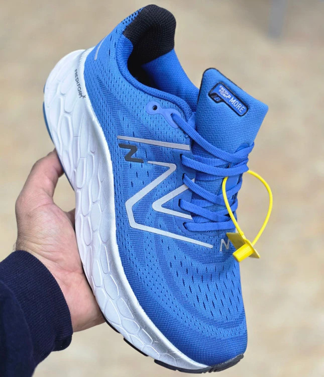 کتونی نیوبالانس فرش فوم مسترکوالیتی /New Balance Fresh Foam/سایز 40 الی 45/فروش عمده و تک
