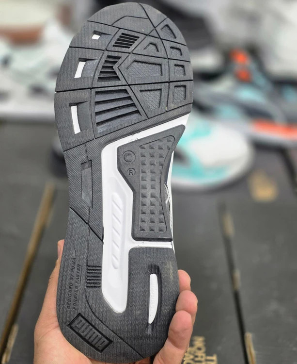 کتونی پوما میراژ تک مسترکوالیتی /Puma Miraj Tech/سایز 40 الی 45/فروش عمده و تک