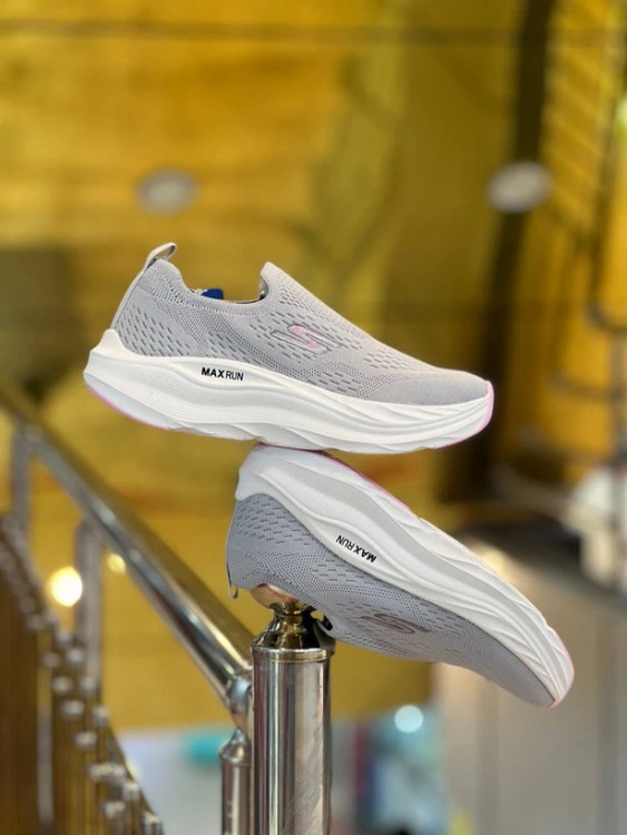 کتونی اسکیچرز مسترکوالیتی بدون بند/سایز 37 تا 40/Skechers Slip Ins / فروش عمده و تک