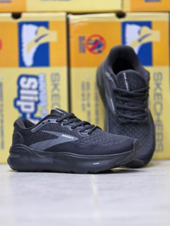 کتونی بروکس گاست مکس 2 /Brooks Ghost Max 2/سایز 40 تا 45/فروش عمده و تک