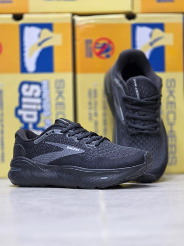 کتونی بروکس گاست مکس 2 /Brooks Ghost Max 2/سایز 40 تا 45/فروش عمده و تک