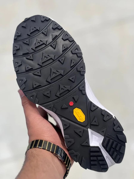 کتونی کلمبیا / بند دیسکی و ضدآب/سایز 40 الی 45/Columbia OutDry/ فروش عمده و تک