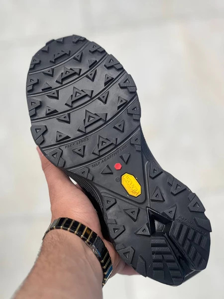 کتونی کلمبیا / بند دیسکی و ضدآب/سایز 40 الی 45/Columbia OutDry/ فروش عمده و تک