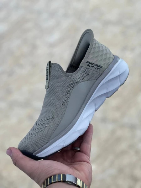 کتونی اسکیچرز مسترکوالیتی و طبی /سایز 40 الی 45/Skechers Go Walk Max Cushioning/ فروش عمده و تک