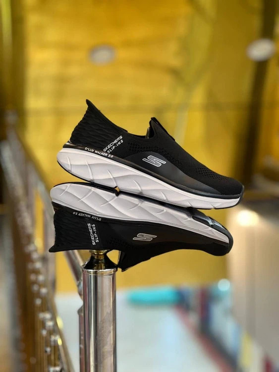 کتونی اسکیچرز مسترکوالیتی و طبی /سایز 40 الی 45/Skechers Go Walk Max Cushioning/ فروش عمده و تک