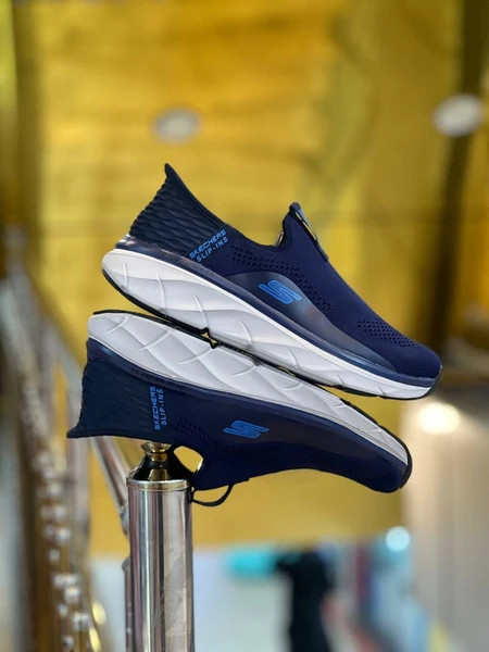 کتونی اسکیچرز مسترکوالیتی و طبی /سایز 40 الی 45/Skechers Go Walk Max Cushioning/ فروش عمده و تک