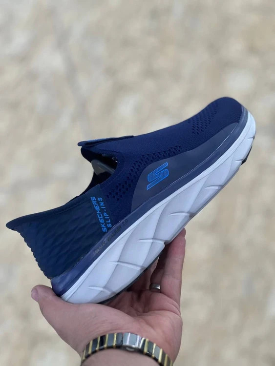 کتونی اسکیچرز مسترکوالیتی و طبی /سایز 40 الی 45/Skechers Go Walk Max Cushioning/ فروش عمده و تک
