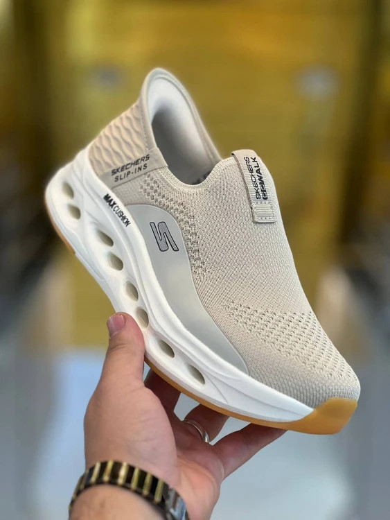 کتونی اسکیچرز مسترکوالیتی و طبی /سایز 40 الی 45/Skechers Go Walk Max Cushioning/ فروش عمده و تک