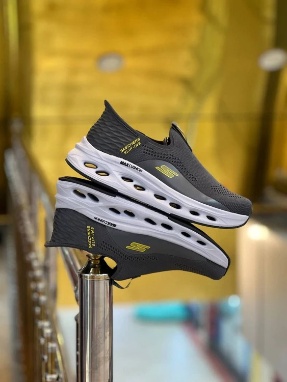 کتونی اسکیچرز مسترکوالیتی و طبی /سایز 40 الی 45/Skechers Go Walk Max Cushioning/ فروش عمده و تک