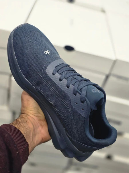 کتونی الو رانر مسترکوالیتی / سایز 40 الی 45 / Alo Runner / فروش عمده و تک