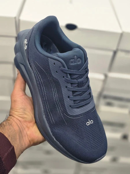 کتونی الو رانر مسترکوالیتی / سایز 40 الی 45 / Alo Runner / فروش عمده و تک