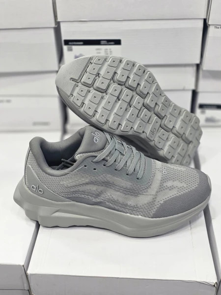 کتونی الو رانر مسترکوالیتی / سایز 40 الی 45 / Alo Runner / فروش عمده و تک