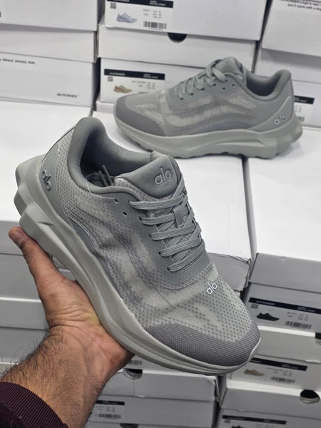 کتونی الو رانر مسترکوالیتی / سایز 40 الی 45 / Alo Runner / فروش عمده و تک