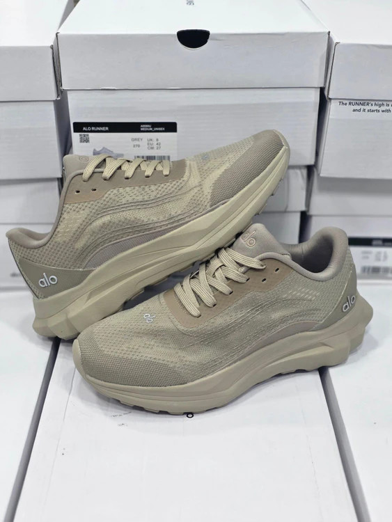 کتونی الو رانر مسترکوالیتی / سایز 40 الی 45 / Alo Runner / فروش عمده و تک