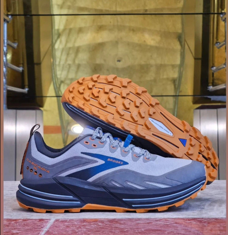 کتونی بروکس کاسکادیا 16 مسترکوالیتی /سایز 40 تا 45/Brooks Cascadia 16/فروش عمده و تک