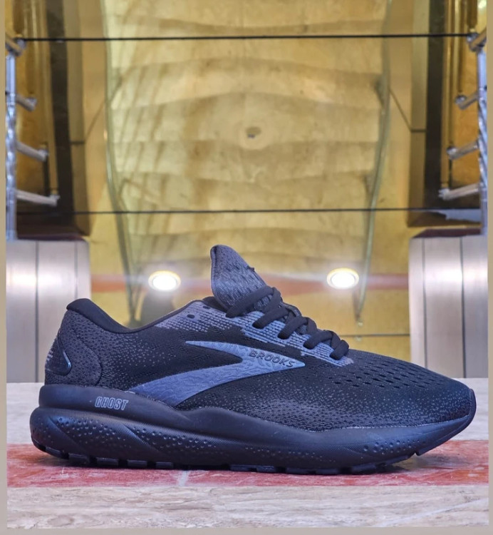 کتونی بروکس گاست 15 مسترکوالیتی /Brooks Ghost 15/سایز 40 الی 45/فروش عمده و تک