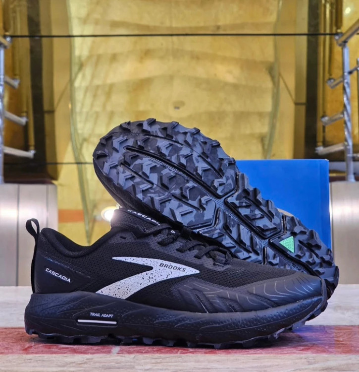 کتونی بروکس کاسکادیا 17 مسترکوالیتی / Brooks Cascadia 17 / سایز 40 تا 45 / فروش عمده و تک
