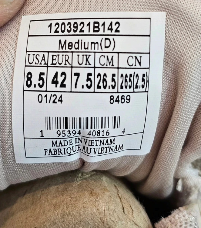 کتونی بروکس کاسکادیا 17 مسترکوالیتی / Brooks Cascadia 17 / سایز 40 تا 45 / فروش عمده و تک