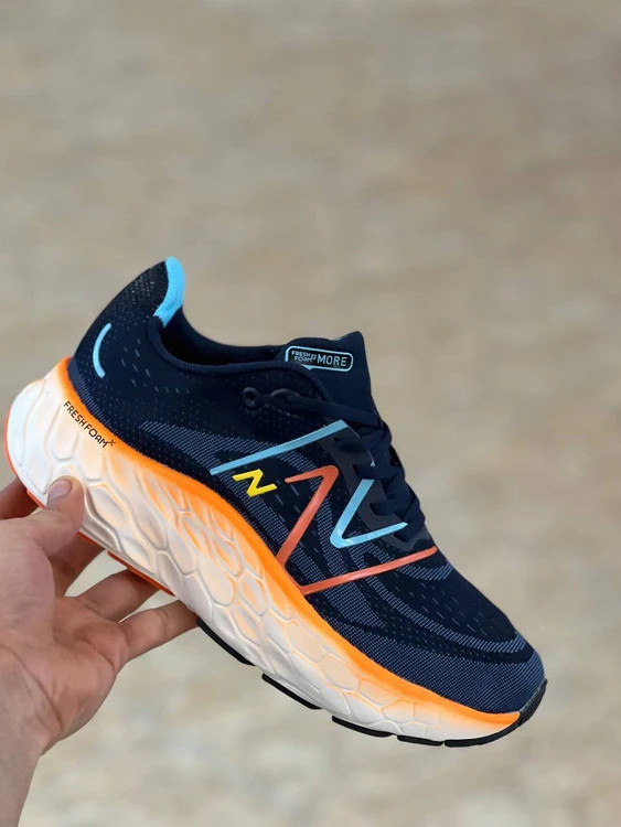 کتونی نیوبالانس فرش فوم مسترکوالیتی /New Balance Fresh Foam/سایز 40 الی 45/فروش عمده و تک