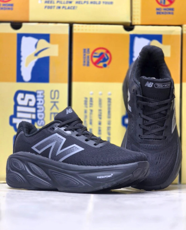 کتونی نیوبالانس فرش فوم مسترکوالیتی /New Balance Fresh Foam/سایز 40 الی 45/فروش عمده و تک