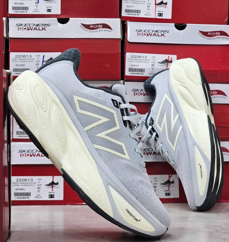 کتونی نیوبالانس فرش فوم مسترکوالیتی /New Balance Fresh Foam/سایز 40 الی 45/فروش عمده و تک