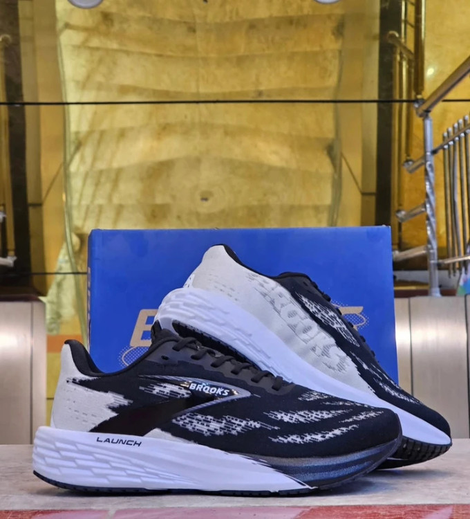 کتونی بروکس لانچ 11 مسترکوالیتی /Brooks Launch 11/سایز 40 الی 45/فروش عمده و تک