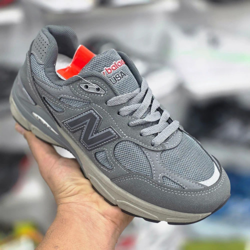 کتونی نیوبالانس ۹۹۰ مسترکوالیتی /سایز 40 الی ۴۵/New Balance 990/ فروش عمده و تک