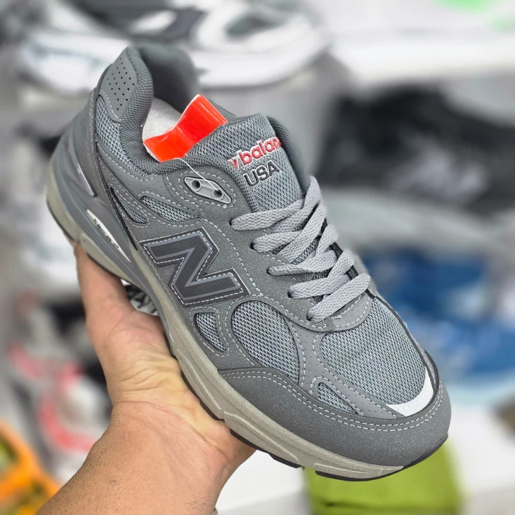 کتونی نیوبالانس ۹۹۰ مسترکوالیتی /سایز 40 الی ۴۵/New Balance 990/ فروش عمده و تک