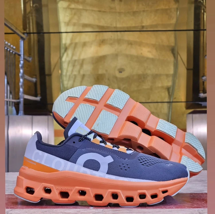 کتونی آن رانینگ کیوسی کلود مانستر مسترکوالیتی/On Runinng Cloudmonster/سایز 40 الی 45/فروش عمده و تک