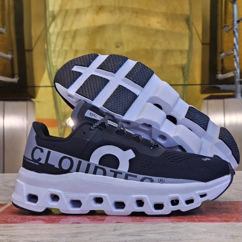 کتونی آن رانینگ کیوسی کلود مانستر مسترکوالیتی/On Runinng Cloudmonster/سایز 40 الی 45/فروش عمده و تک