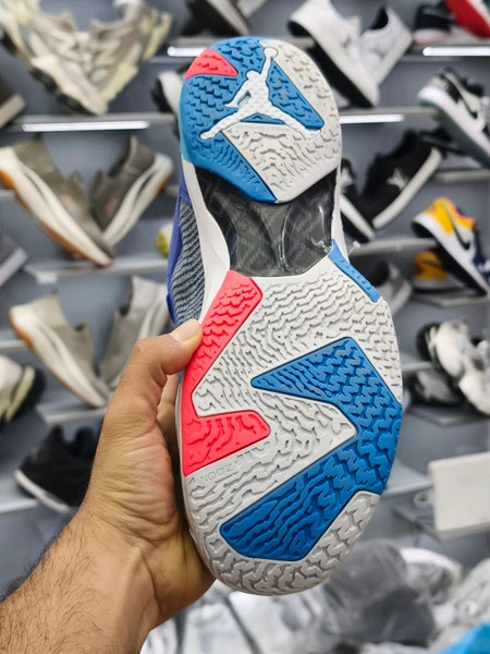 کتونی نایک ایر جردن ویتنامی /سایز 40 الی 45/Nike Air jordan/فروش عمده و تک