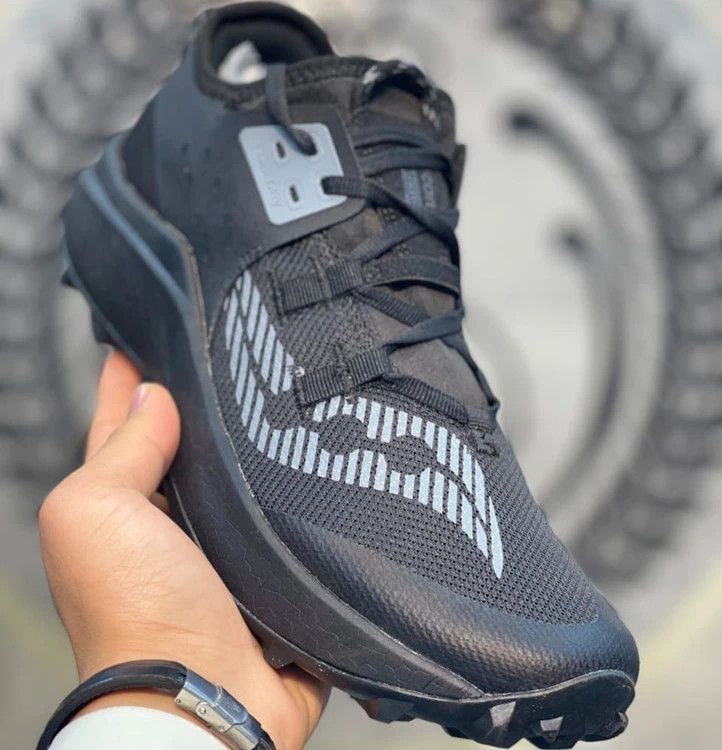کتونی ساکونی اندروفین ریفت مسترکوالیتی/سایز ۴۰ الی ۴۵/ Saucony Endorphin Rift / فروش عمده و تک