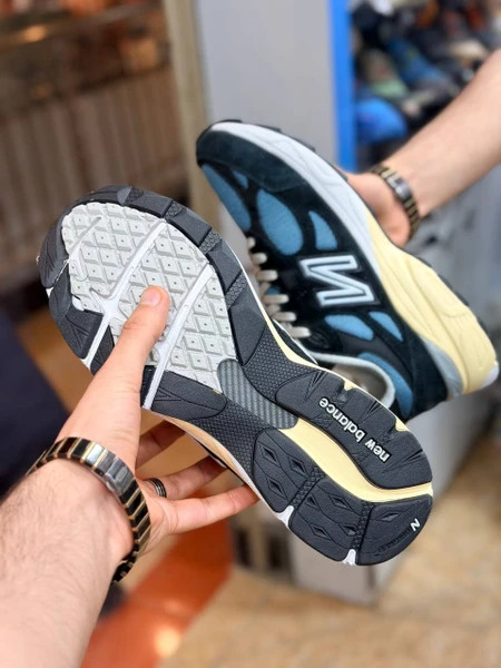 کتونی نیوبالانس ۹۹۰ مسترکوالیتی /سایز 40 الی ۴۵/New Balance 990/ فروش عمده و تک