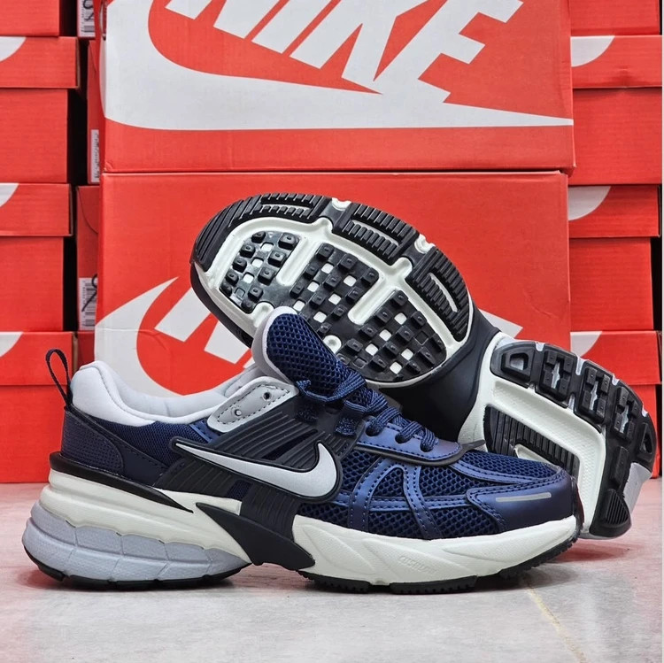 کتونی نایک وی تو کی مسترکوالیتی /سایز 38 الی 45/ست زنانه و مردانه/Nike V2k Run/ فروش عمده و تک