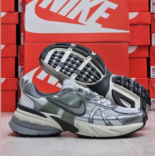 کتونی نایک وی تو کی مسترکوالیتی /سایز 38 الی 45/ست زنانه و مردانه/Nike V2k Run/ فروش عمده و تک