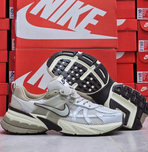 کتونی نایک وی تو کی مسترکوالیتی /سایز 38 الی 45/ست زنانه و مردانه/Nike V2k Run/ فروش عمده و تک