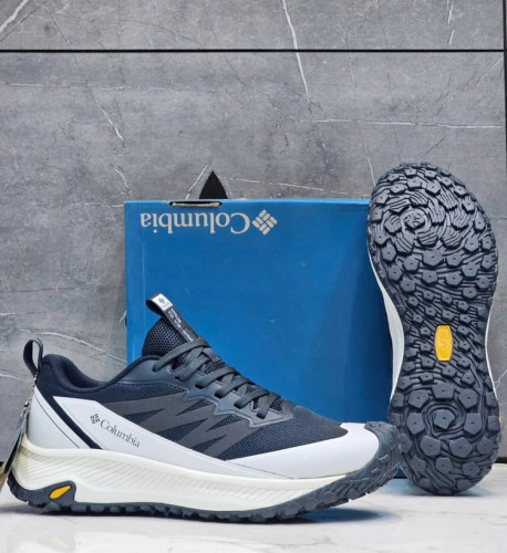 کتونی طبیعت گردی کلمبیا ضدآب/سایز 40 الی 45/Columbia GORE-TEX/ فروش عمده و تک