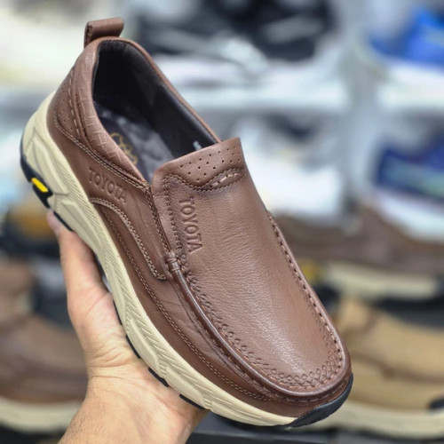 کفش چرم وارداتی تویوتا با زیره طبی مسترکوالیتی /Toyota Shoes/سایز:40 الی 45/ فروش عمده و تک