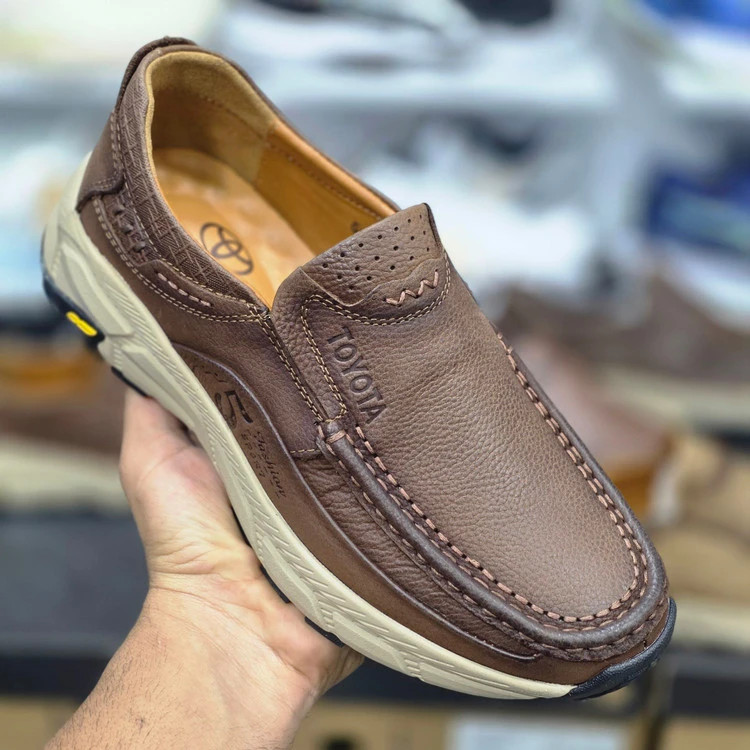 کفش چرم وارداتی تویوتا با زیره طبی مسترکوالیتی /Toyota Shoes/سایز:40 الی 45/ فروش عمده و تک
