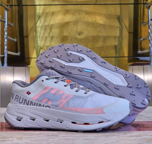 کتونی آن رانینگ کیوسی کلوداولترا3 مسترکوالیتی/On Runinng Cloudultra3/سایز 40 الی 45/فروش عمده و تک