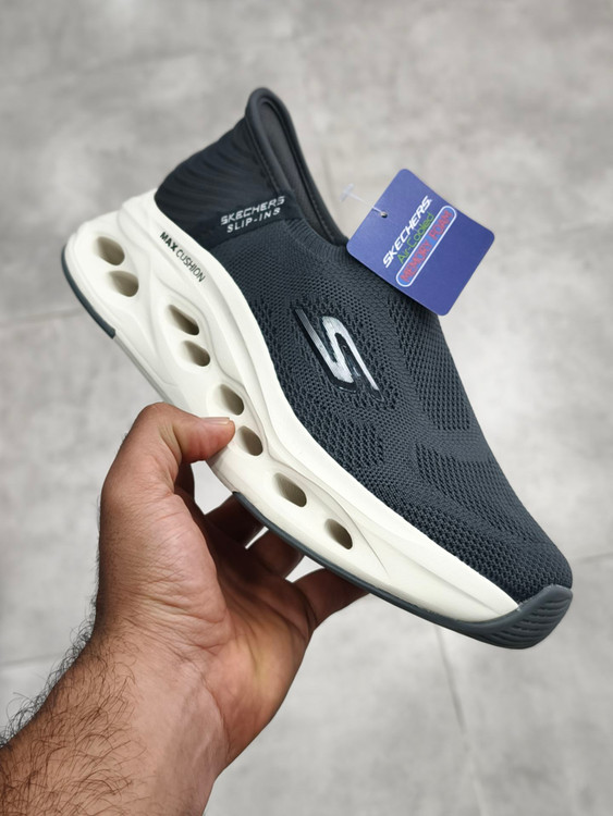 کتونی اسکیچرز مسترکوالیتی/سایز ۴۰ تا ۴۵/Skechers Slip Ins / فروش عمده و تک