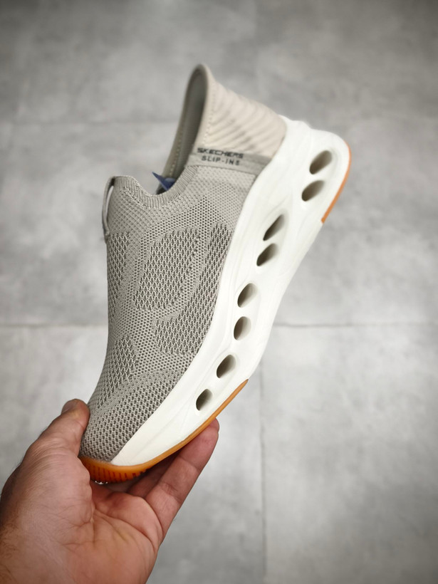 کتونی اسکیچرز مسترکوالیتی/سایز ۴۰ تا ۴۵/Skechers Slip Ins / فروش عمده و تک