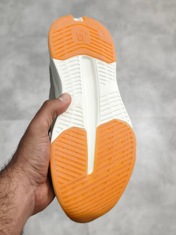 کتونی اسکیچرز مسترکوالیتی/سایز ۴۰ تا ۴۵/Skechers Slip Ins / فروش عمده و تک