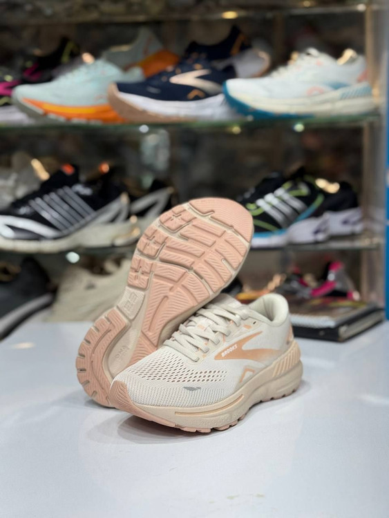 کتونی ویتنامی بروکس ادرنالین 23/رنگ بندی جذاب/Brooks Adrenaline 23