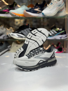 کتونی ویتنامی بروکس ادرنالین 23/رنگ بندی جذاب/Brooks Adrenaline 23