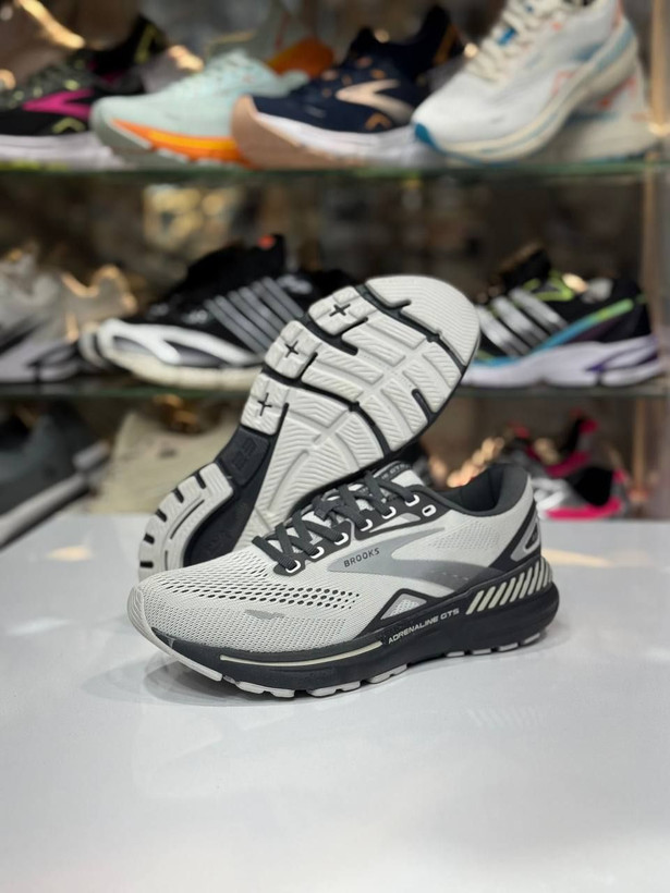 کتونی ویتنامی بروکس ادرنالین 23/رنگ بندی جذاب/Brooks Adrenaline 23
